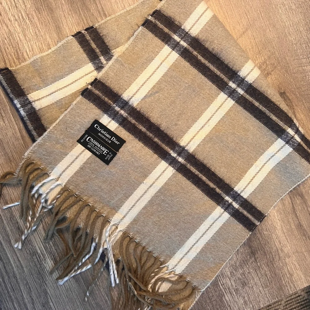 Dior scarf